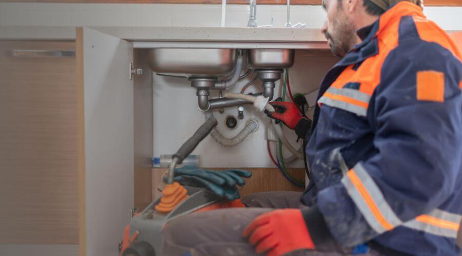 Professional slab leak plumber services in Bluffton, AR